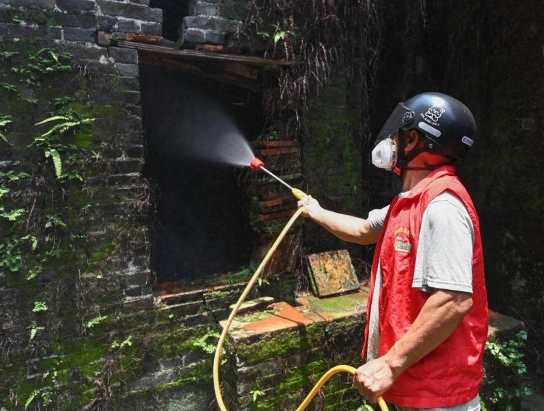 Trung Quốc tăng cường phòng chống dịch Chikungunya
